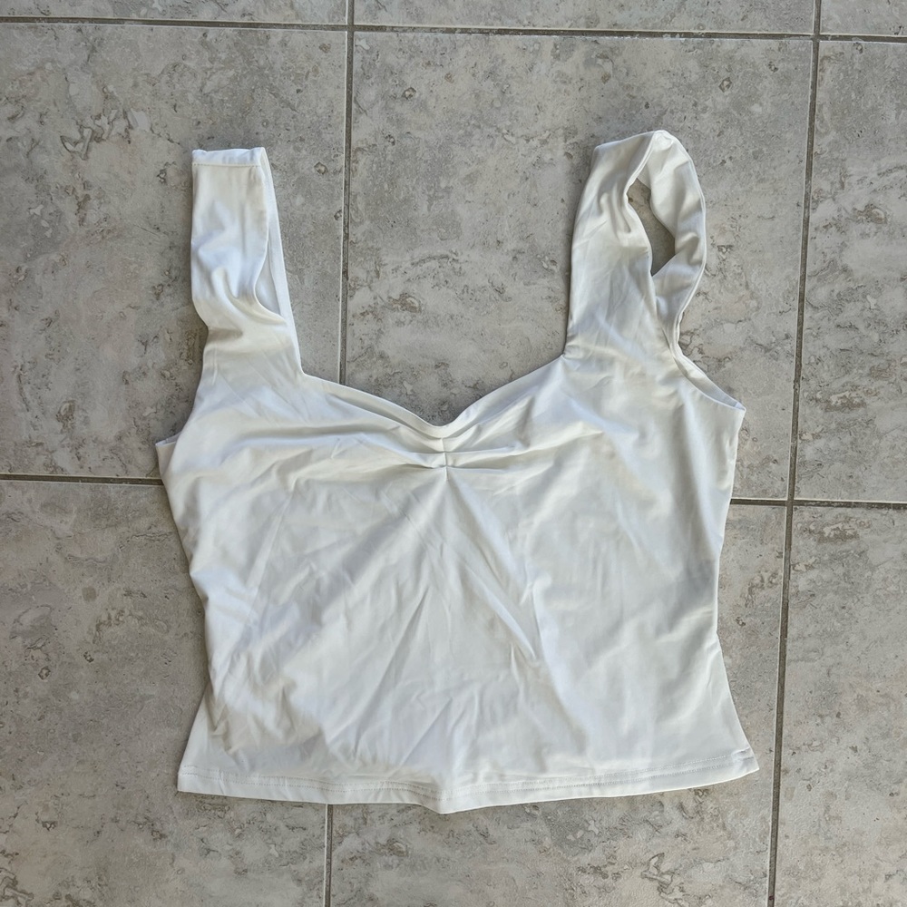 NWOT Princess Polly Crop Top